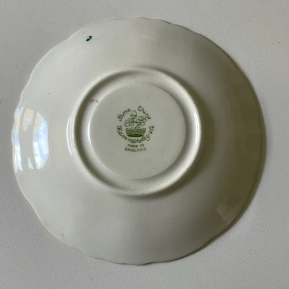 Bone China Demitasse Cup/Saucer - Picture 3 of 8